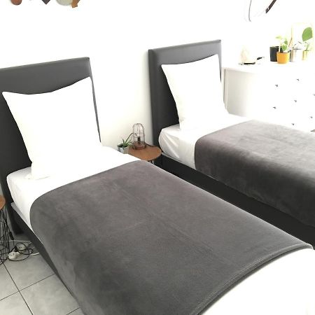 T2 Au Calme - Rond Point De Vannes Нант Экстерьер фото